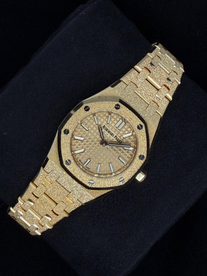 Audemars Piguet Royal Oak Mini Frosted Gold Quartz 67630BA | 2026 | 23mm