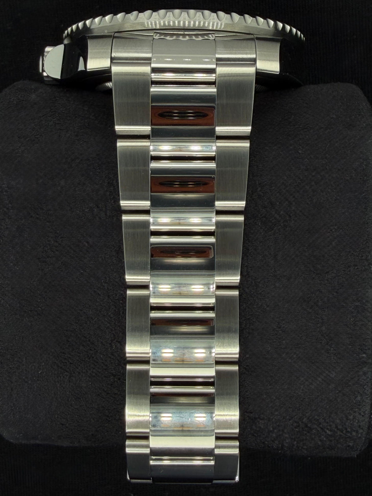 Rolex GMT-Master II Pepsi Oyster Bracelet 126710BLRO | 2023 | 40mm