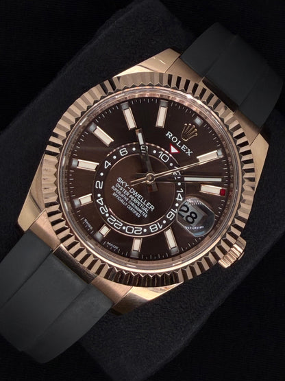 Rolex Sky-Dweller Rose Gold Chocolate Dial Oysterflex 326235 | 2023 | 42mm