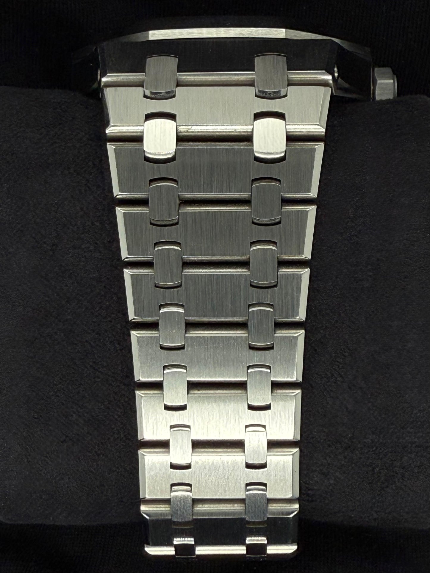 Audemars Piguet Royal Oak White Dial 15500ST.OO.1220ST.04 | 2021 | 41mm