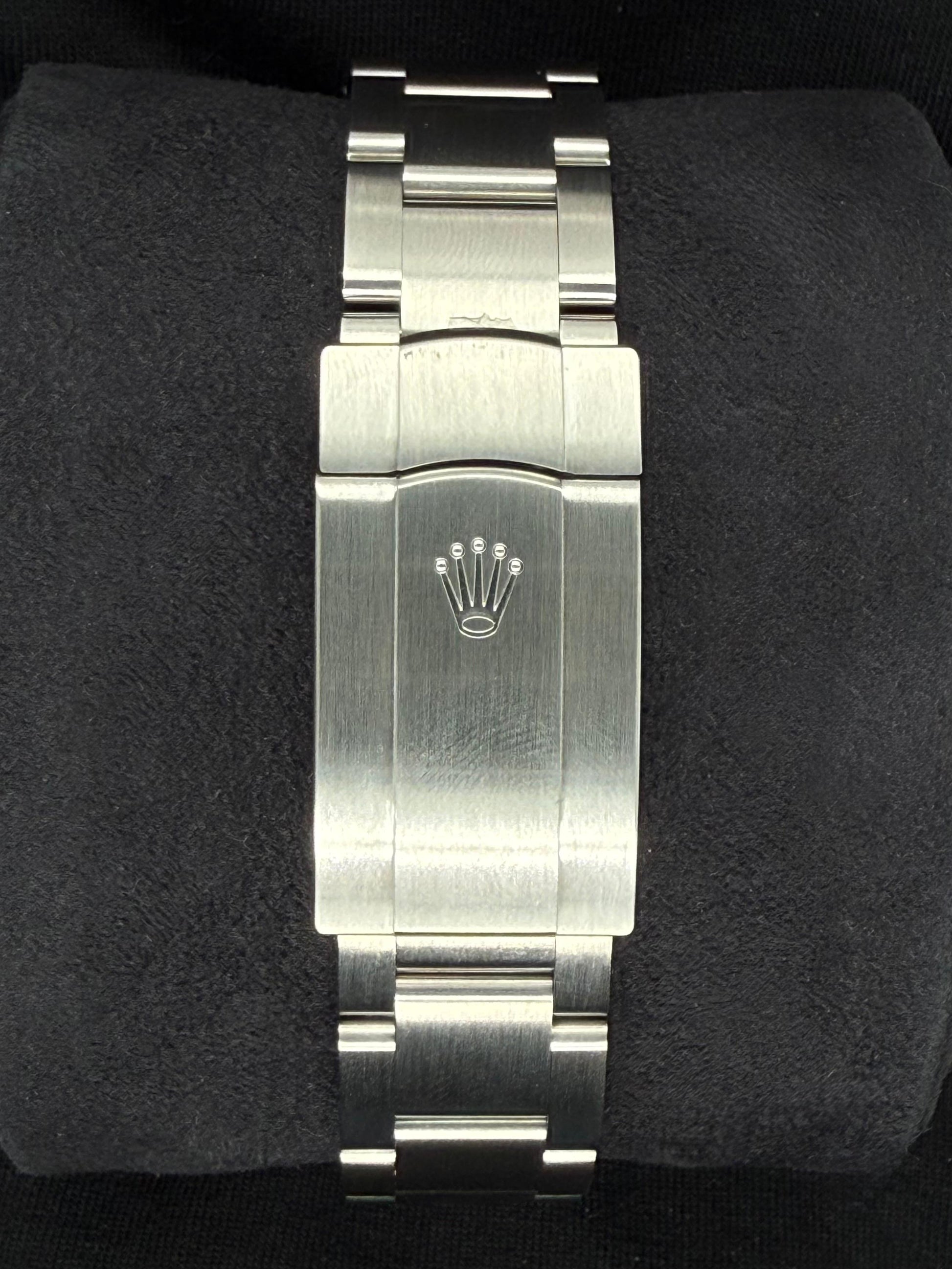 Rolex Oyster Perpetual 36 Candy Pink Dial 126000 clasp